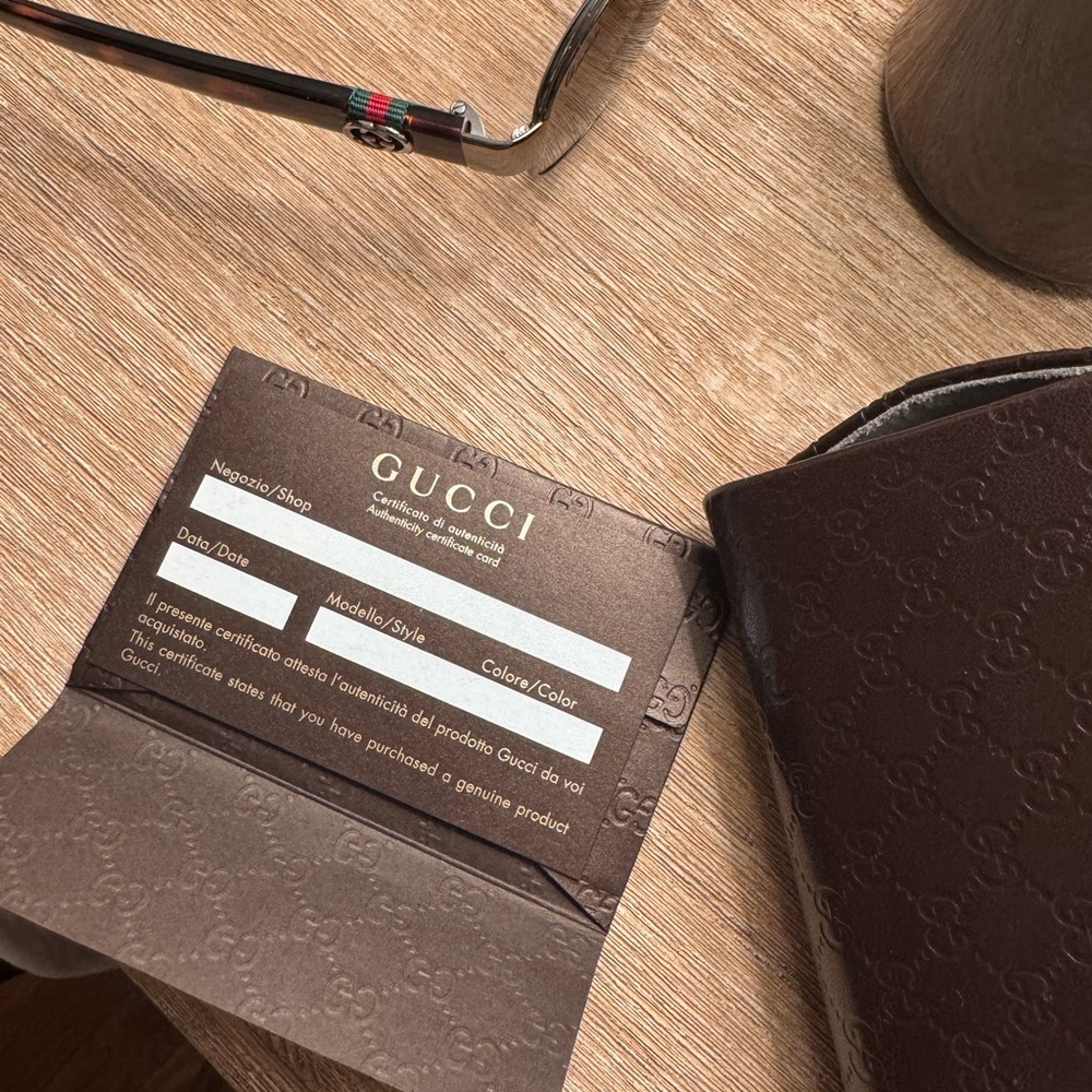 Gucci Aviators - Picture 2 of 6